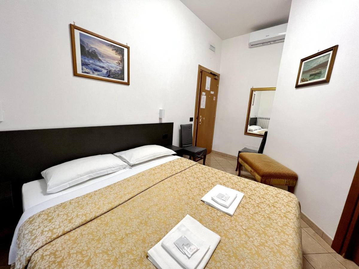 Hotel Domus Termini Řím Exteriér fotografie